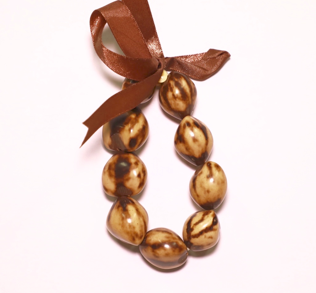 Kukui choco marble bracelet